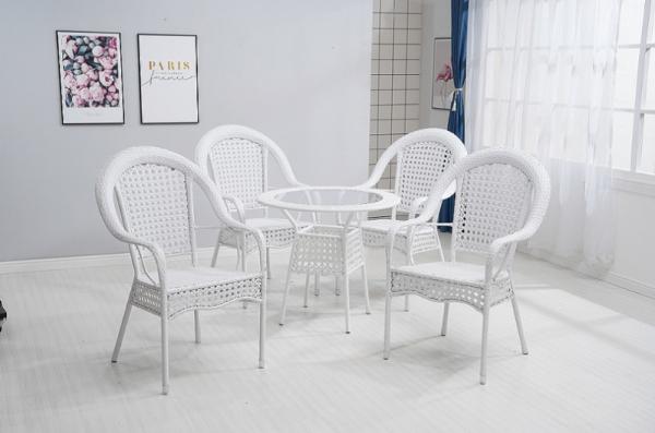 Koven kültéri garnitúra 1 asztal   4 fotel  fehér színben