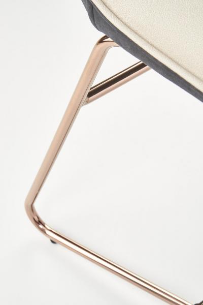 K-390 fémvázas kárpitozott szék aranyozott krómacél láb, krém-sötétszürke textilbőr