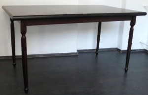 Pierre asztal 99. 80x140